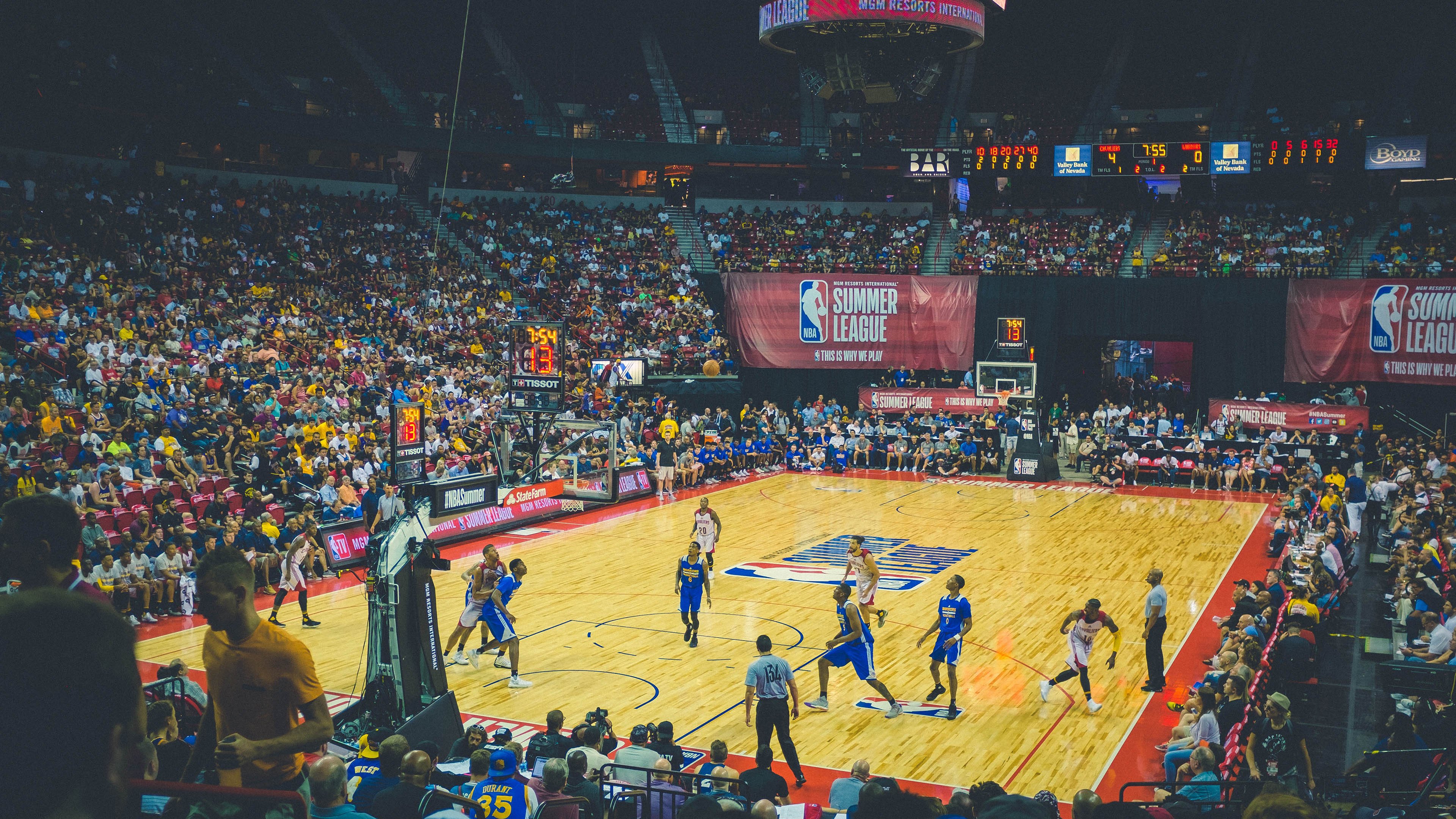 开云官方网页登录-“球迷投票：你认为最伟大的NBA球员是谁？”，nba最伟大的球星是谁